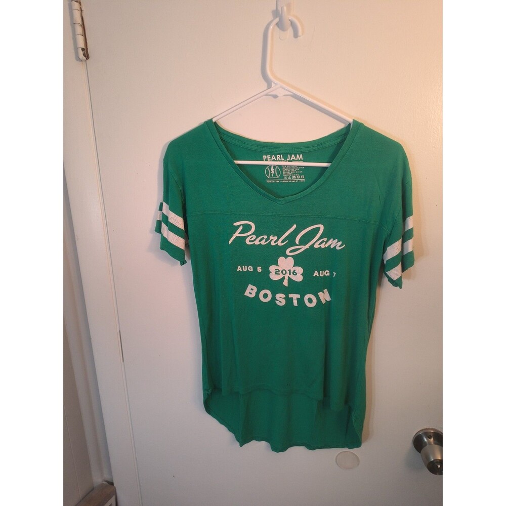 PEARL JAM 2016 Fenway Park Boston Tour Shirt Women's L Distressed Green V-Neck